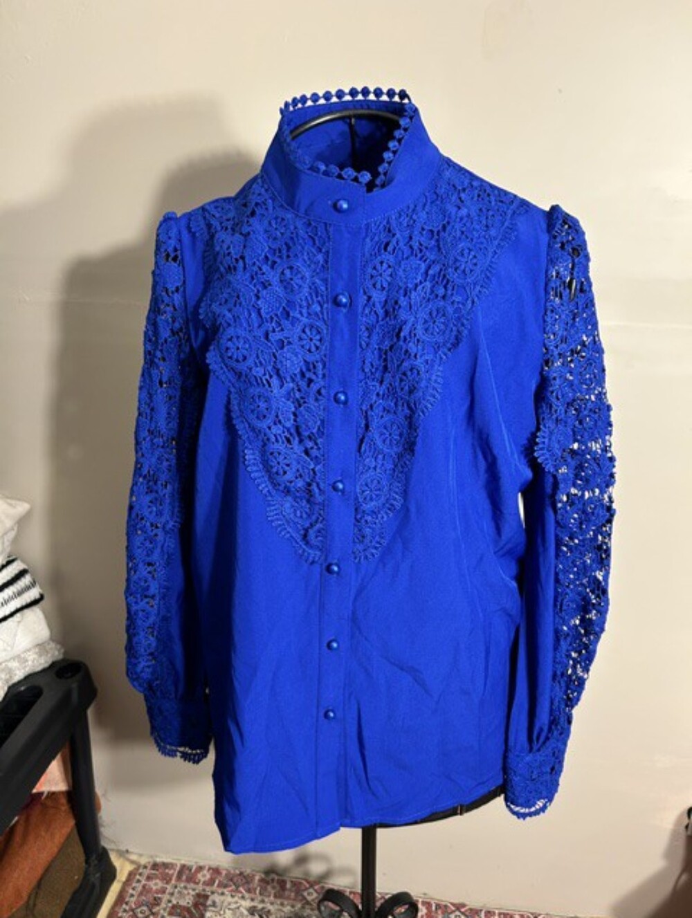 size medium womens shirt blouse  blue   lace casual dress button